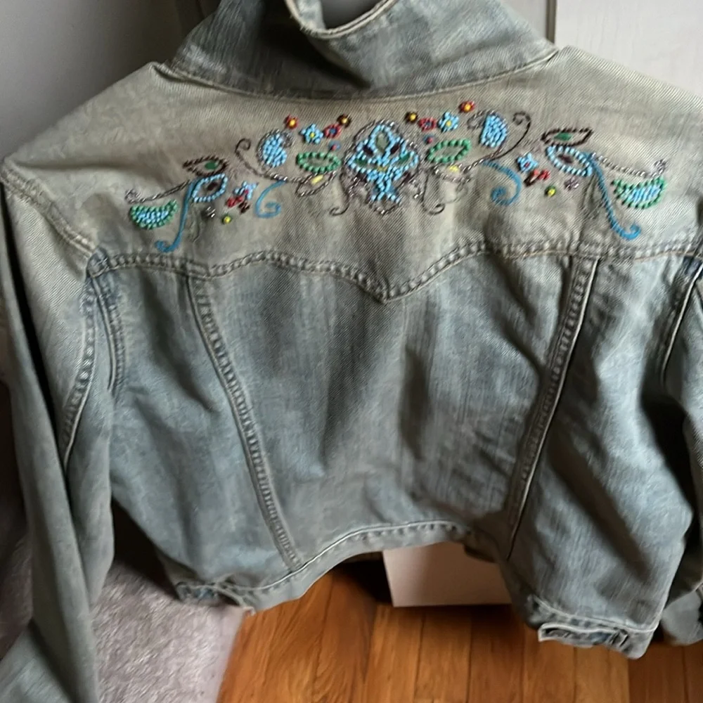 Old Navy beaded women’s jean jacket. Good condition used. - Picture 3 of 3